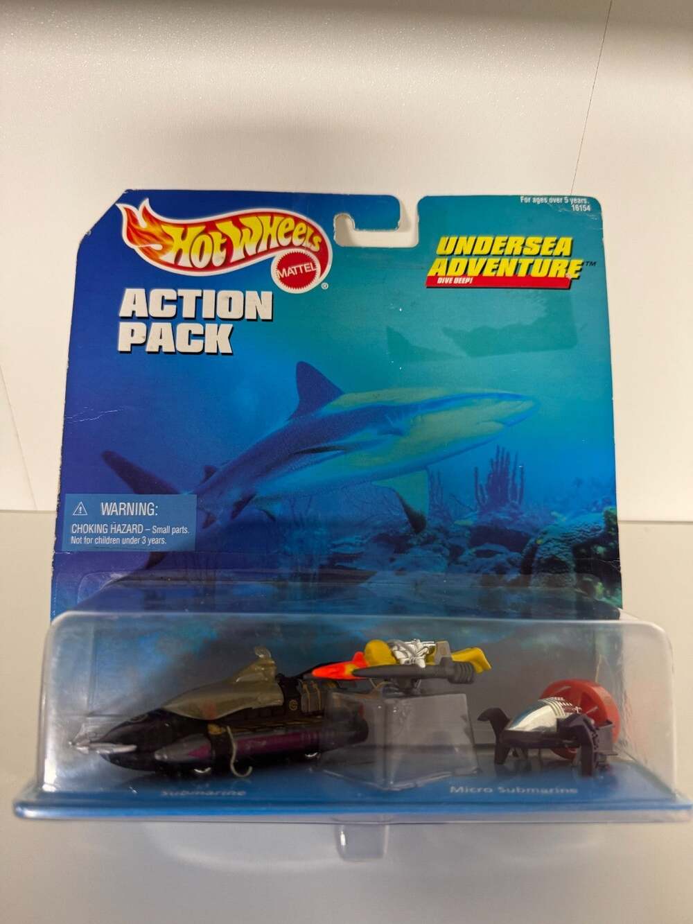 1997 HOT WHEELS ACTION PACK UNDERSEA ADVENTURE NIP